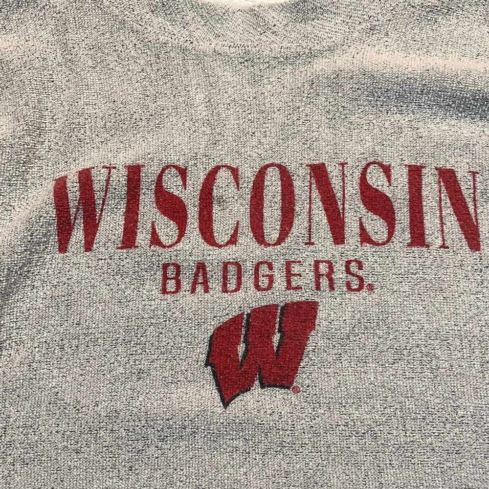 Wisconsin Badgers Women XL Terry Cloth Gray Red Long Sleeve Sweatshirt College